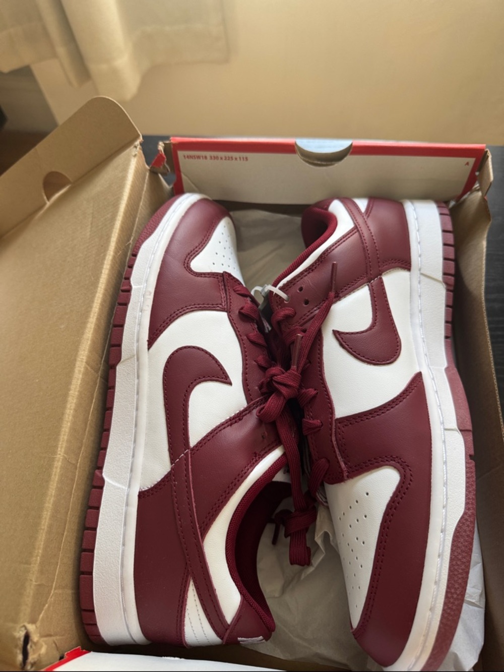 Nike dunk low burgundy